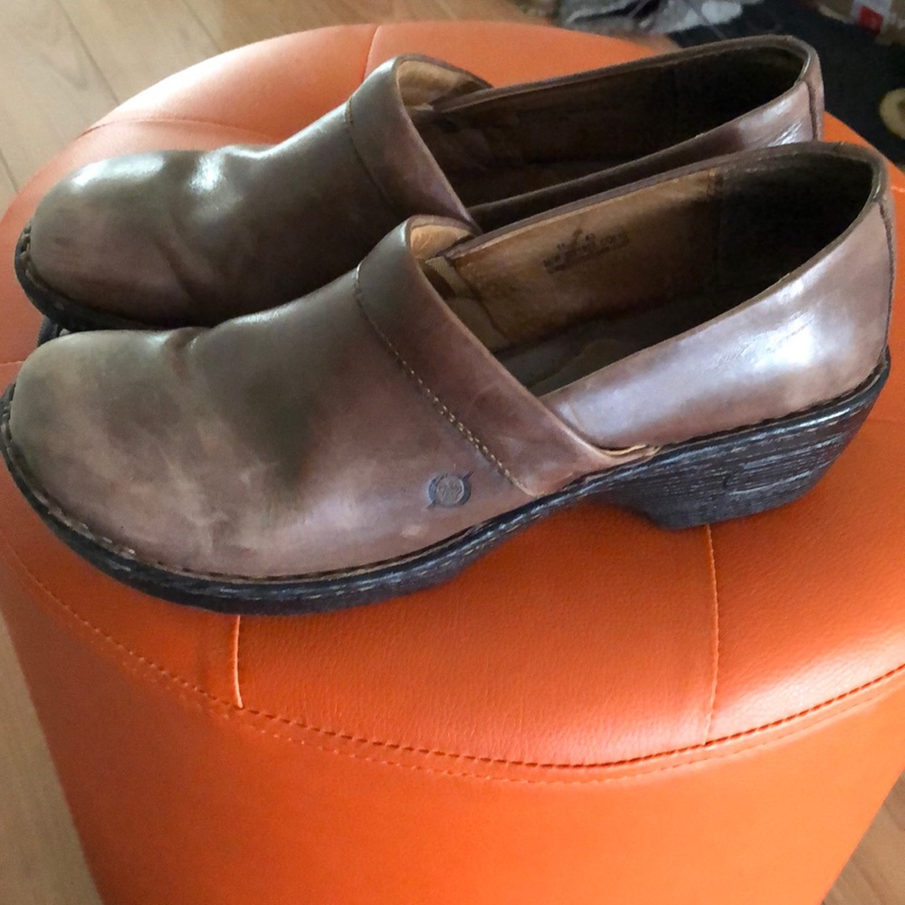Clogs